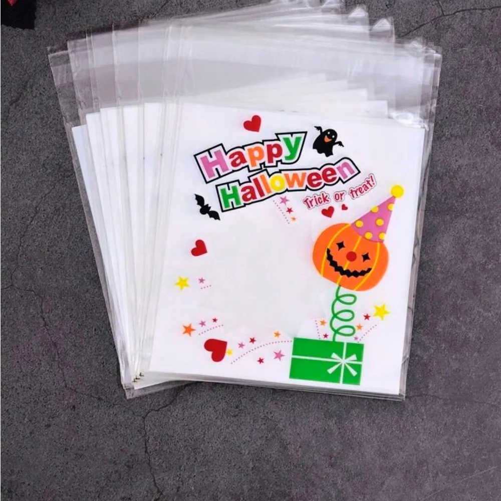 Halloween Plastic Medium Bags (50 pieces)